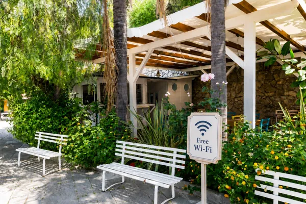 Wi-Fi in common areas